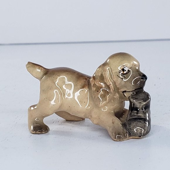 Lefton Cocker Spaniel Puppy Holding Boot Slipper Shoe Miniature Figurine - Picture 1 of 6